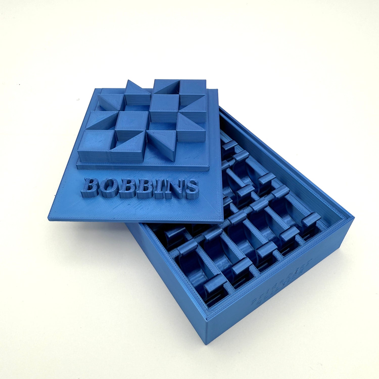 (Size: Class L ) (COLOR: Sapphire Blue) Bobbin Box & Keepers by Pride & Joy Quilting
