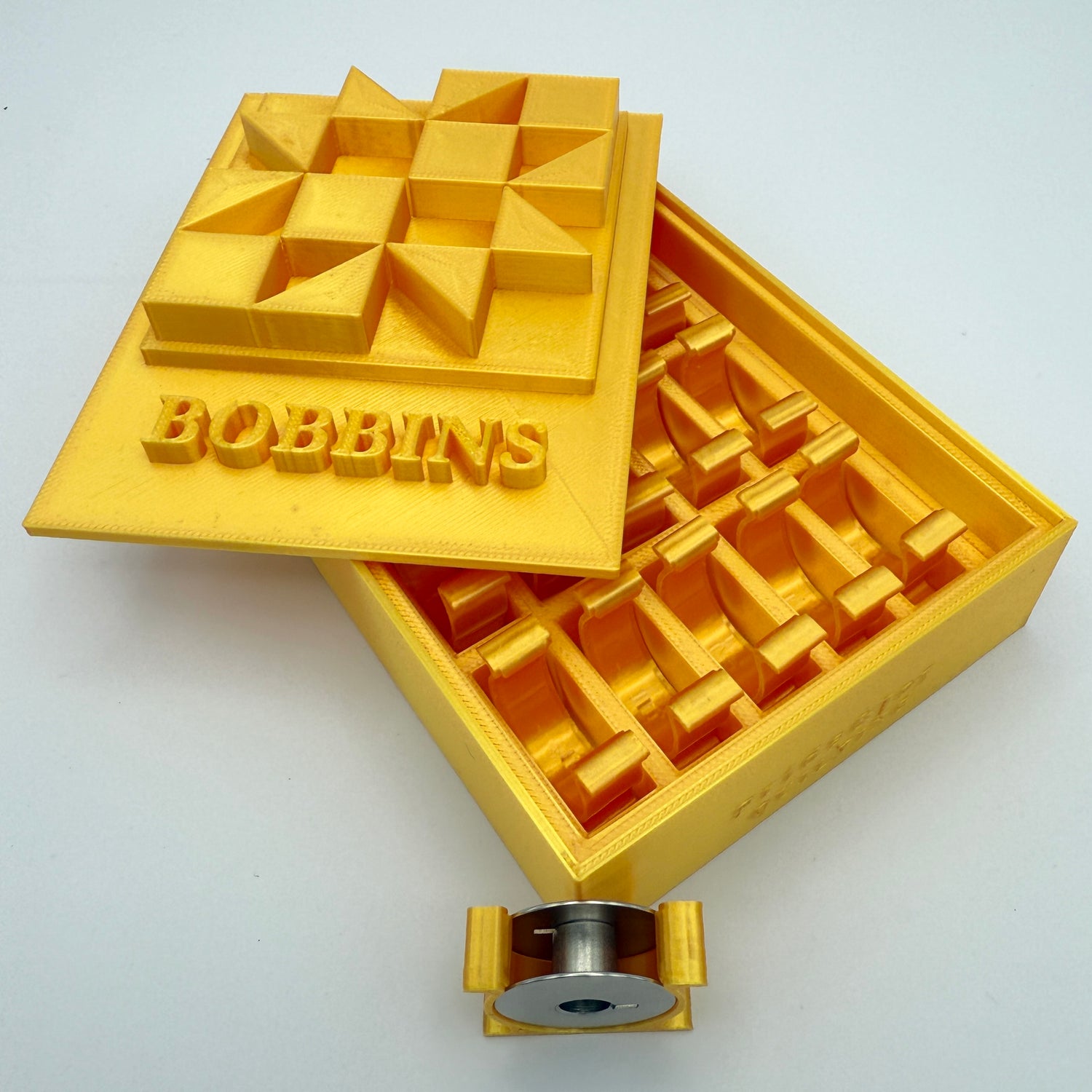 (Size: Class L ) (COLOR: Yellow Citrine) Bobbin Box & Keepers