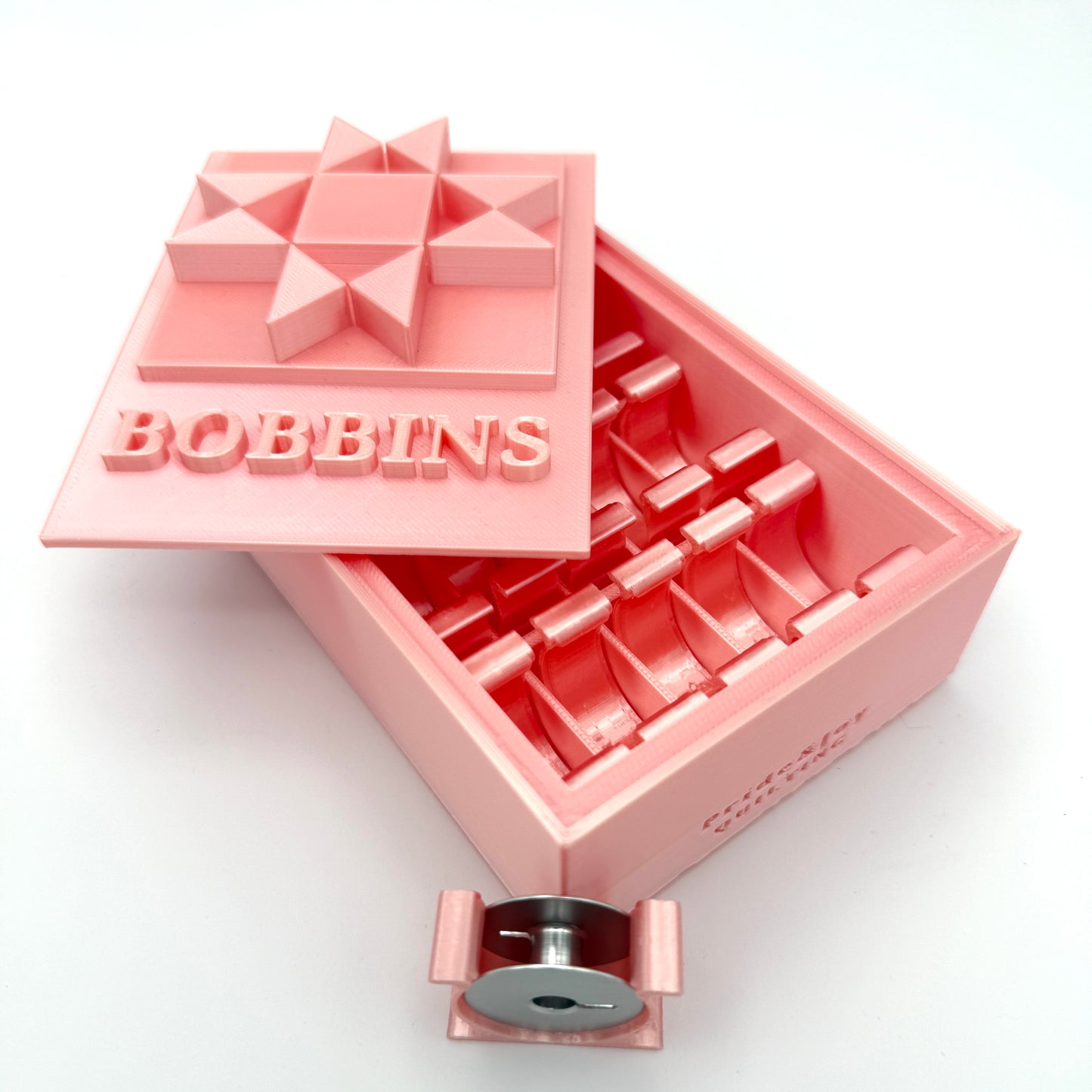 (Size: Class M ) (COLOR: Pink Diamond) Bobbin Box & Keepers